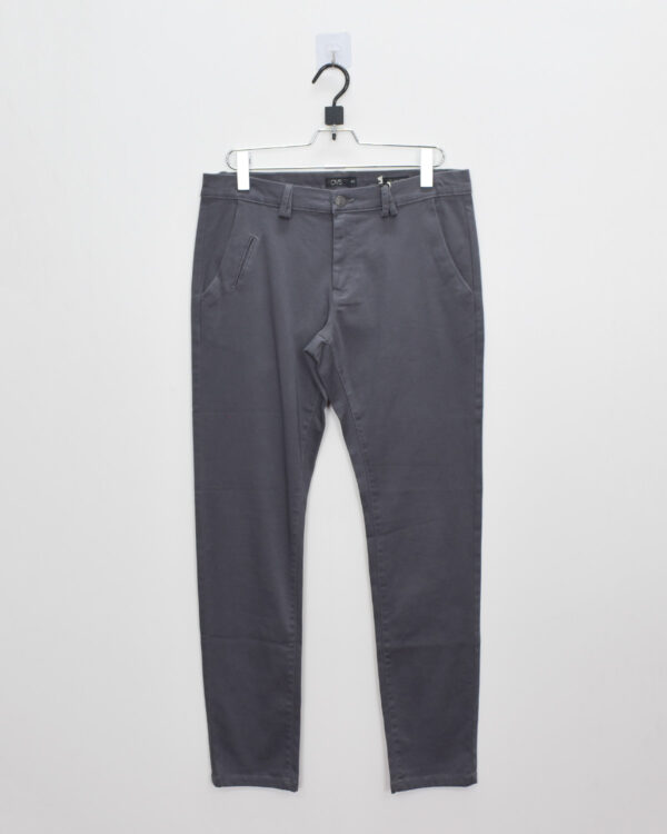 Men's Non Denim Bottoms