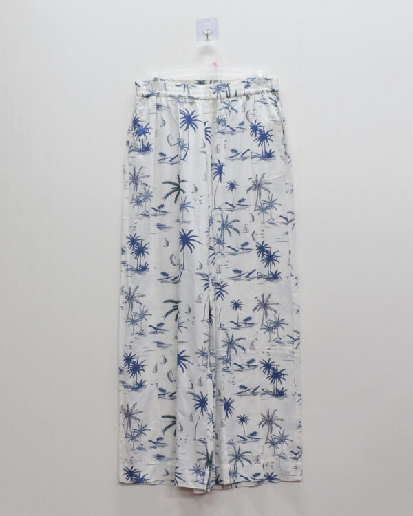 Ladies Non Denim Bottoms