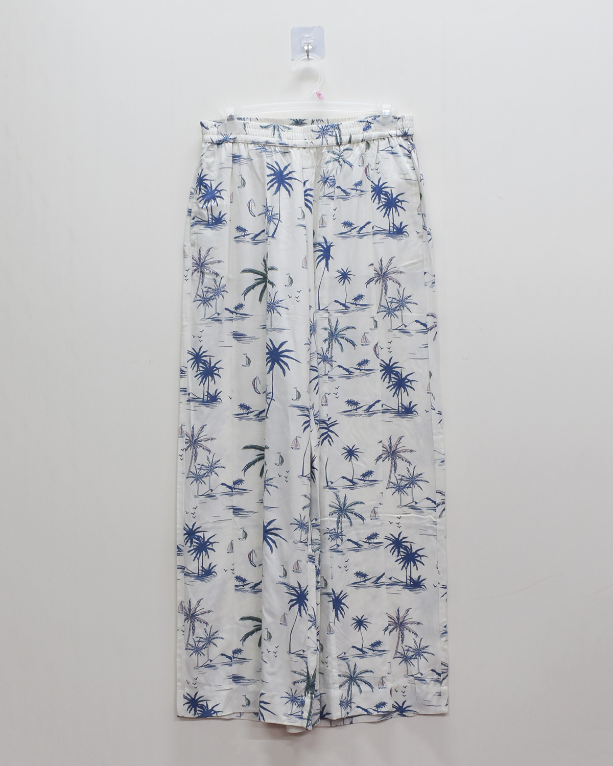 Ladies Non Denim Bottoms