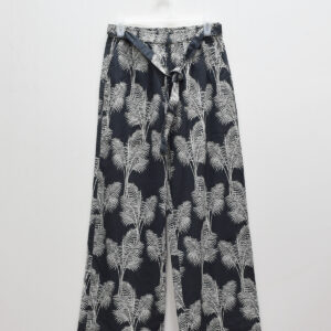 Ladies Non Denim Bottoms