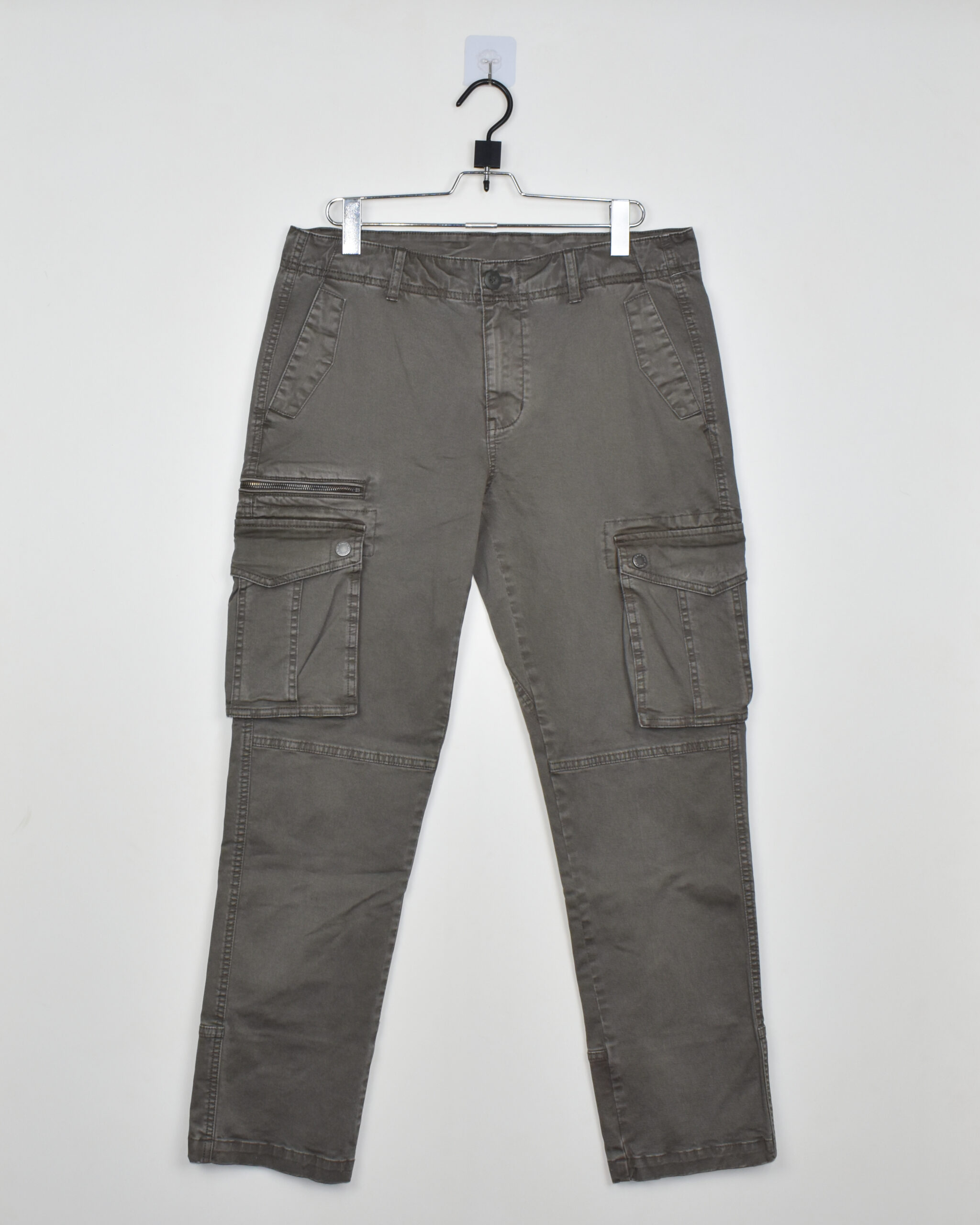 Men's Non Denim Bottoms