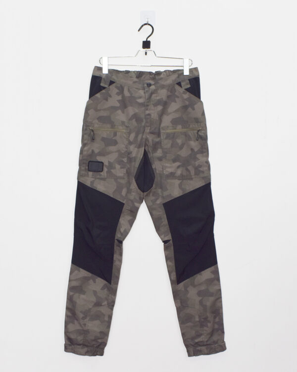 Men's Non Denim Bottoms
